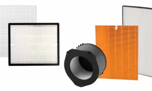 Różne rodzaje filtrów, w tym filtr hepa, do oczyszczaczy powietrza.